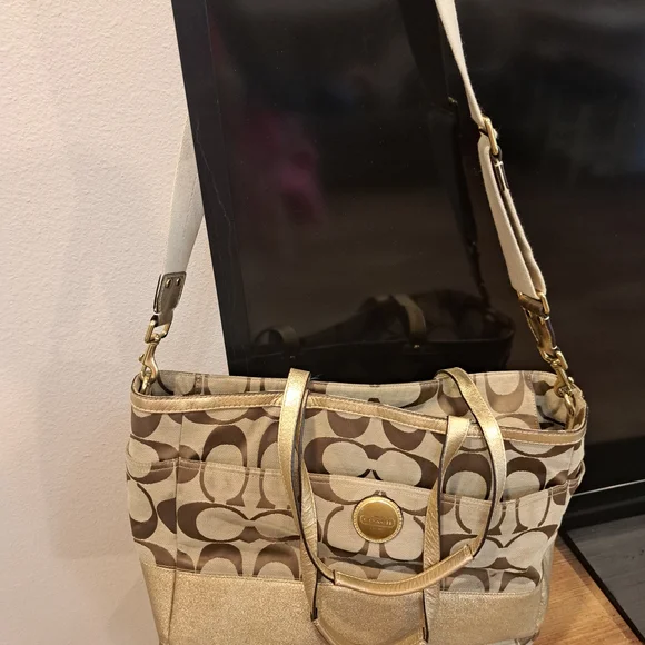 Coach Signature Brown and Gold Tote Bag - Picture 5 of 8